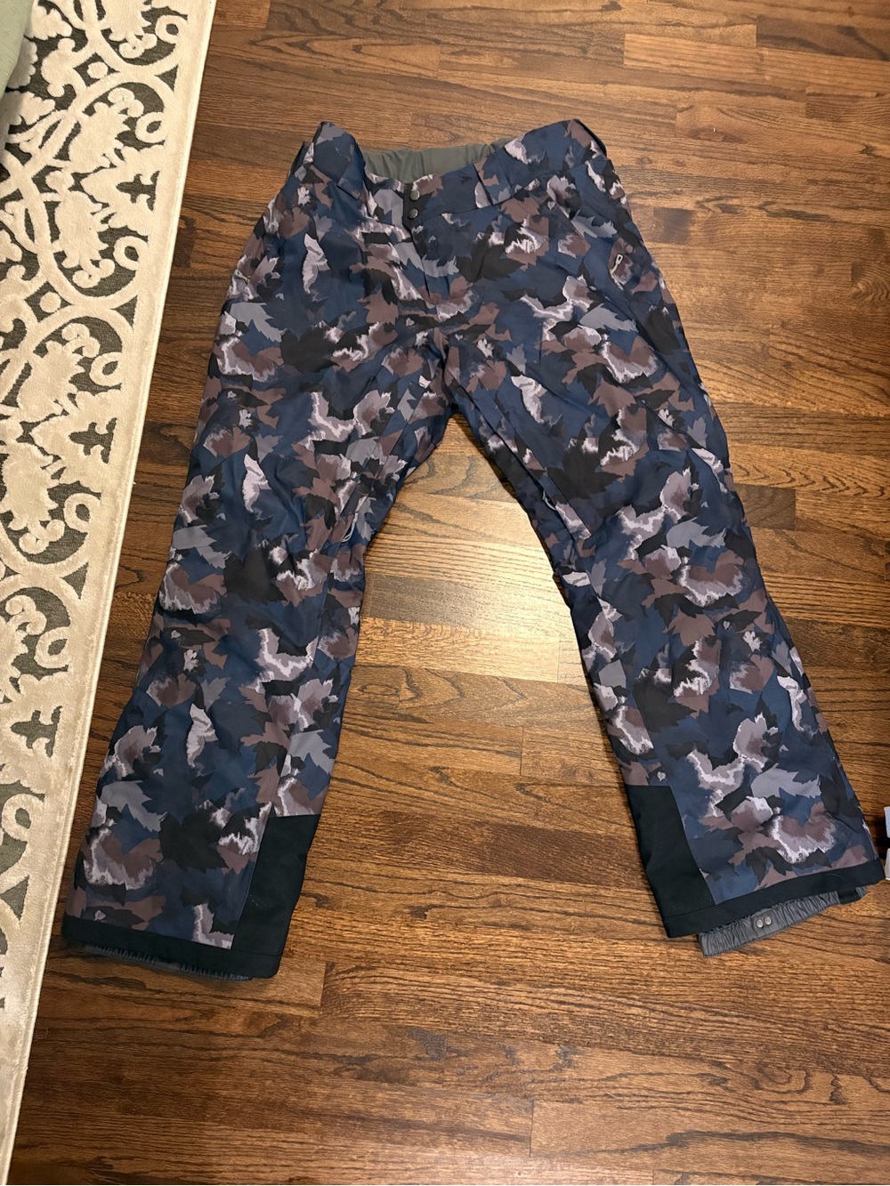 Patagonia Women’s XL Snow/Ski Pants